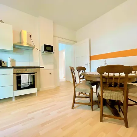 Lägenhet Betongold *